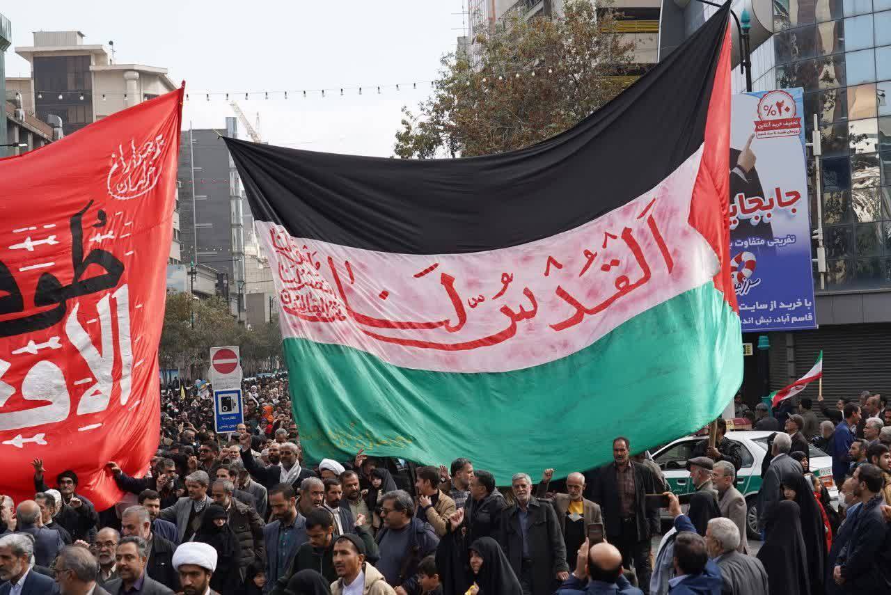 مراسم راهپیمایی در مشهد برای حمایت از مردم فلسطین مراسم راهپیمایی در مشهد برای حمایت از مردم فلسطین