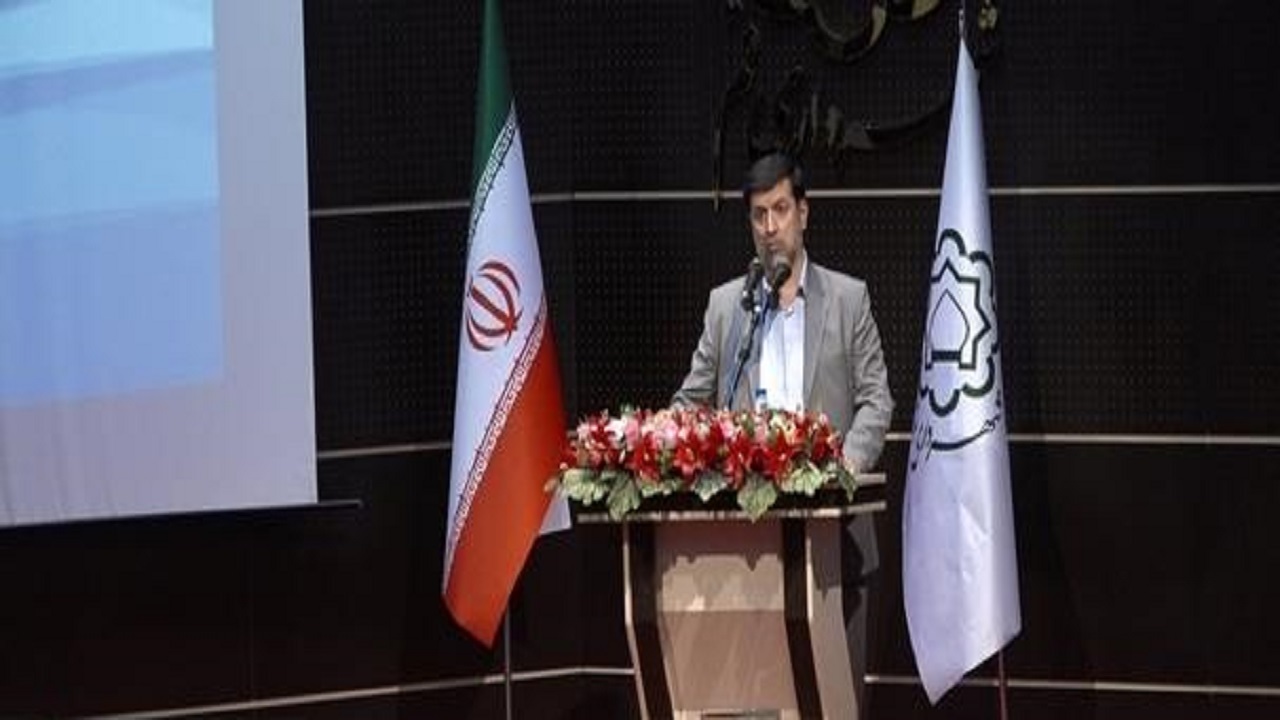 مونوریل قم تا پایان آذرماه تعیین تکلیف می‌شود
