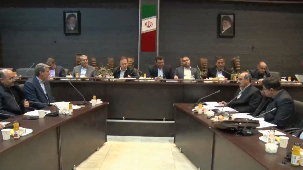 انتقاد فرماندار بستان آباد از عدم اجرایی شدن مصوبات در مورد احیای کانال تالاب قوریگل