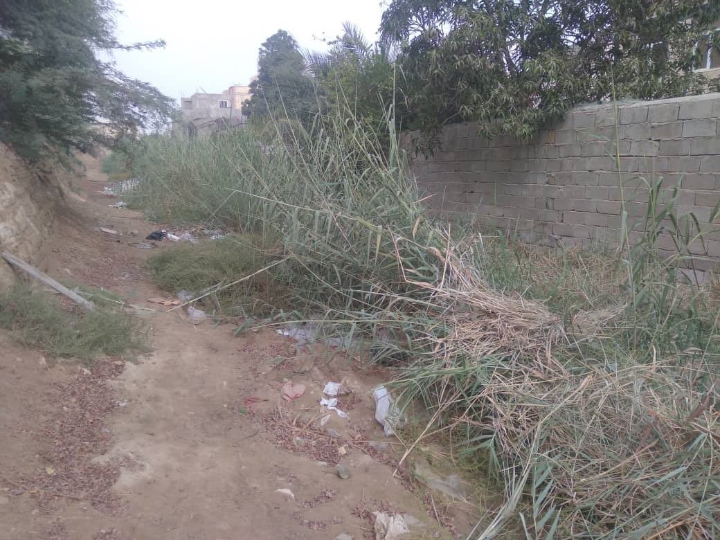 کوچه خاکی