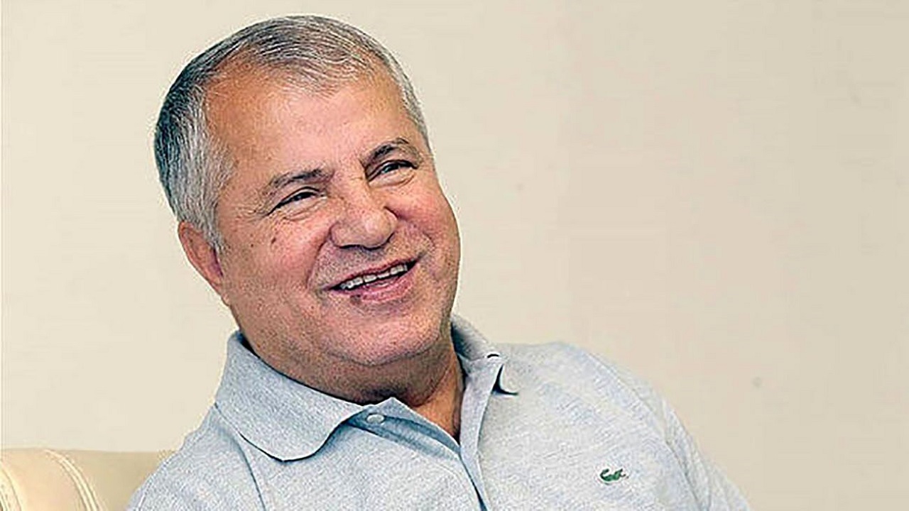 علی پروین از بیمارستان مرخص شد