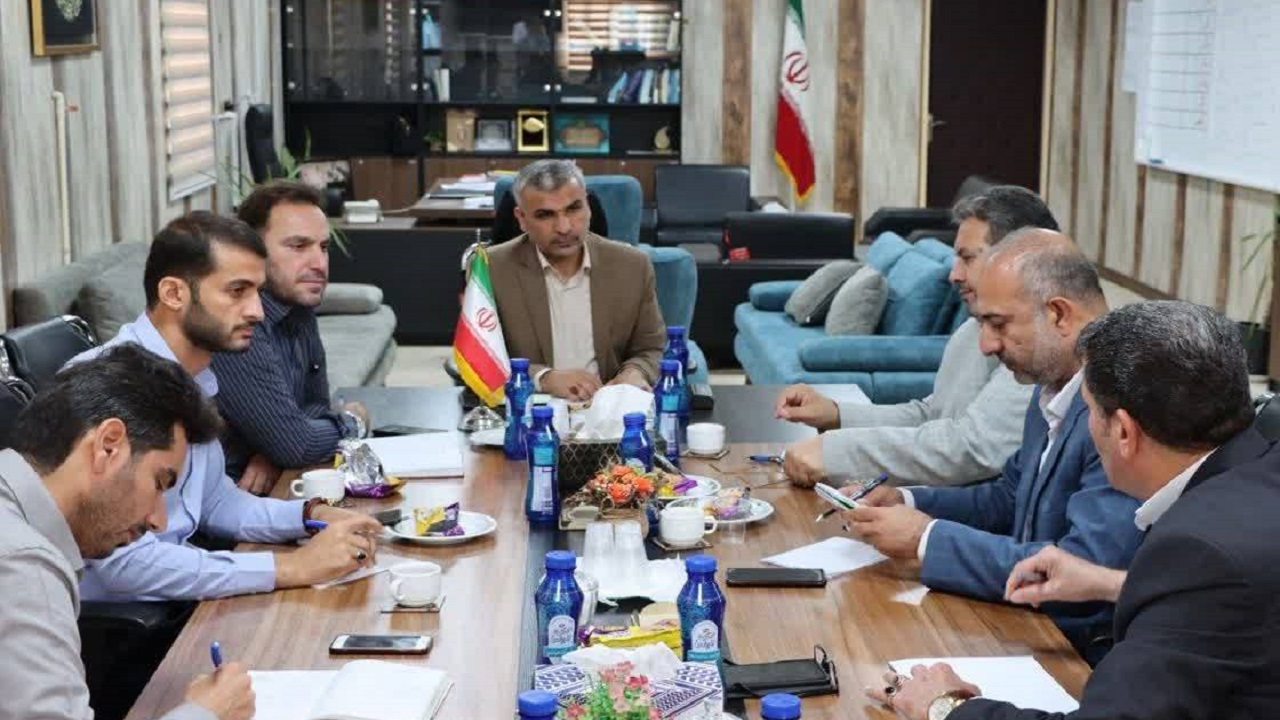 تعیین ضرب الاجل جهت رفع مشکلات برخی نقاط بحرانی شادگان با توجه به درپیش بودن فصل بارندگی