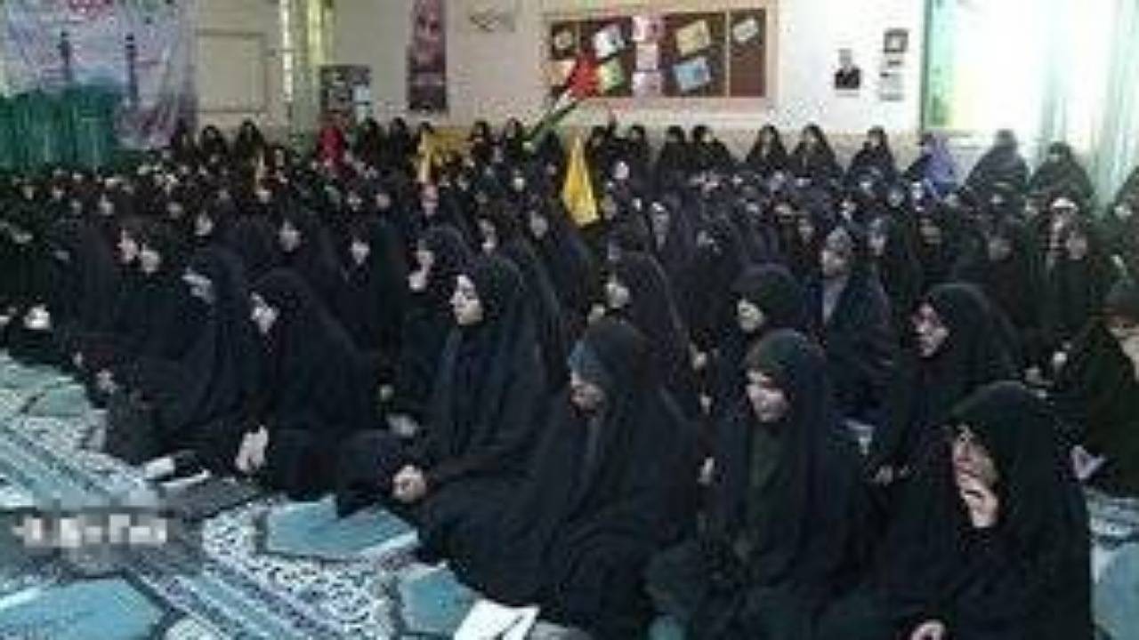 اجتماع طلاب حوزه‌های علمیه خواهران در کرمان