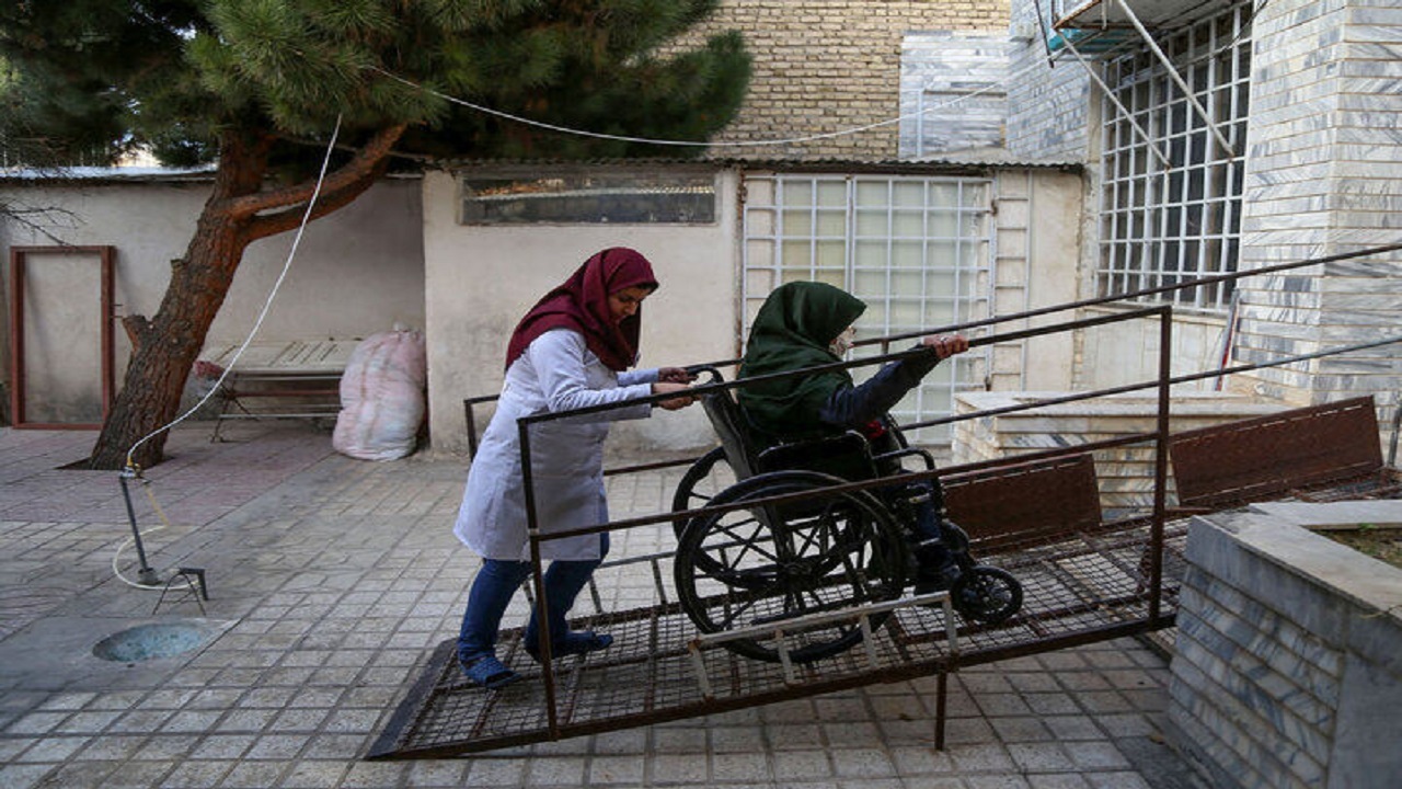 گلایه از تاخیر ۲ ماهه حق پرستاری مددجویان بهزیستی
