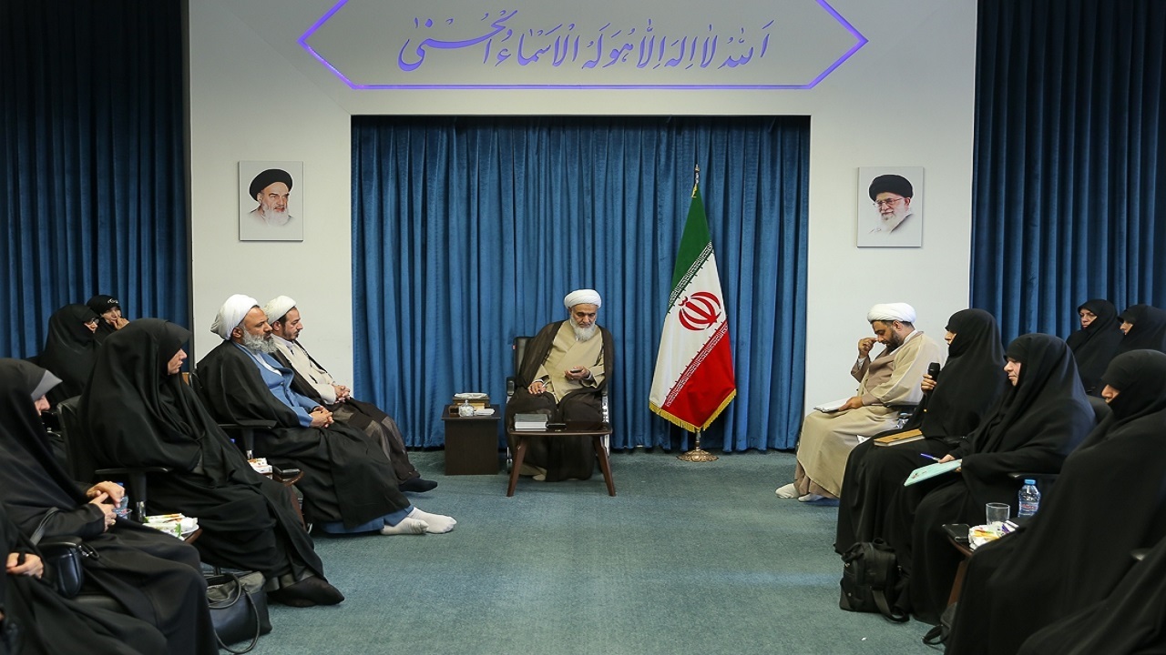شکوفایی کمال انسان درسایه ایمان و عمل صالح