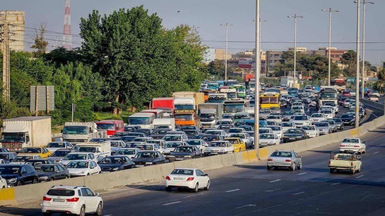 ترافیک سنگین در آزادراه تهران - شمال و کرج -قزوین