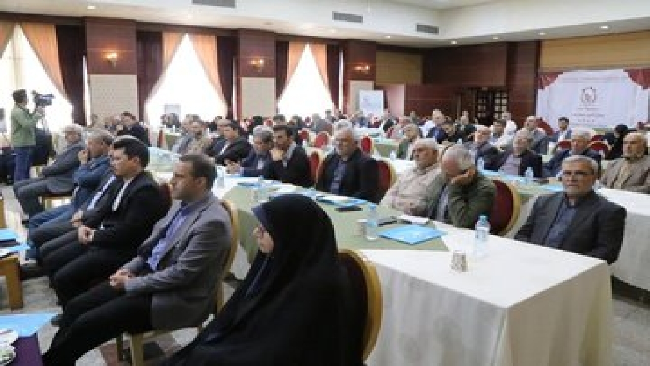 دبیران ۱۰۰ تشکل ایثارگری کشور در مشهد گردهم آمدند