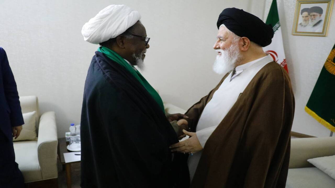 آیت‌الله علم‌الهدی با شیخ ابراهیم زکزاکی دیدار کرد