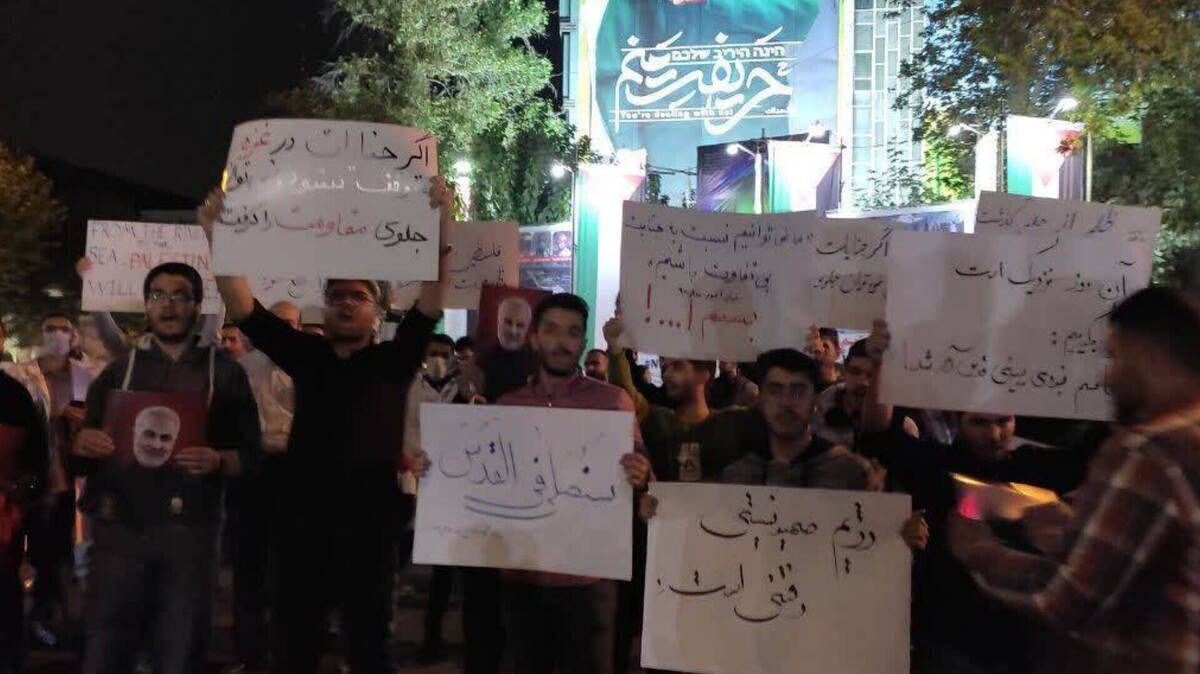 گفتن شهادتین توسط کودک فلسطینی به کمک برادرش + فیلم