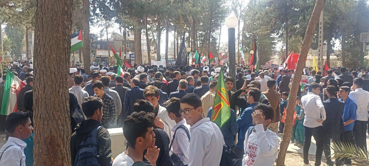 تجمع و خروش انقلابی مردم زاهدان در پی جنایت هولناک رژیم کودک کش اسرائیل+تصاویر