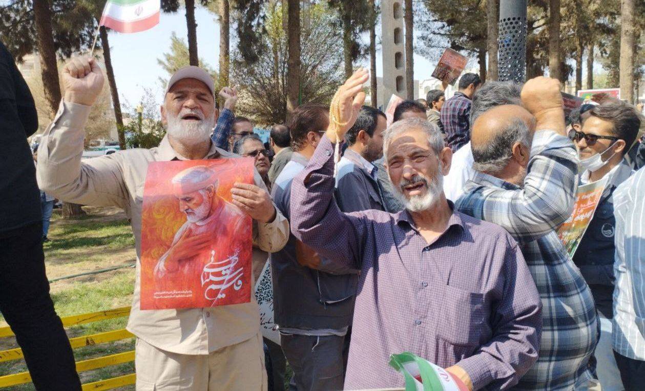 تجمع و خروش انقلابی مردم زاهدان در پی جنایت هولناک رژیم کودک کش اسرائیل+تصاویر