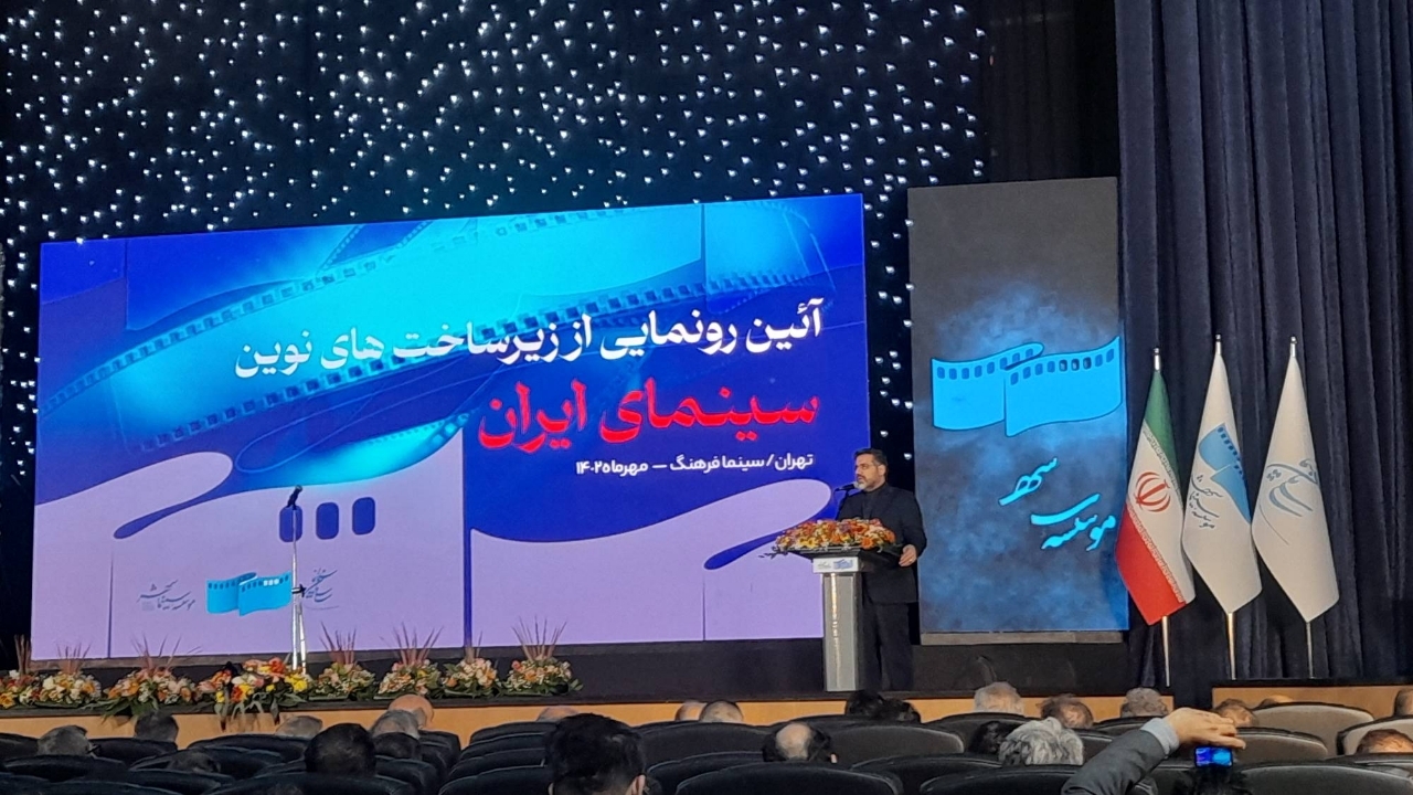تا پایان دولت ظرفیت سالن‌های سینمایی دو برابر می‌شود