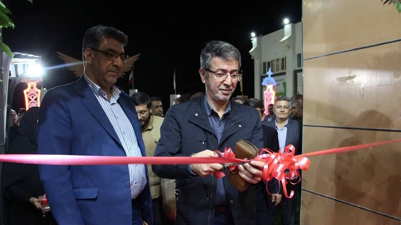 گشایش دومین نمایشگاه خدمات شهری و گل و گیاه در کرمان