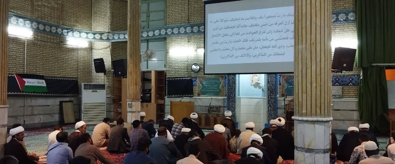 برگزاری مراسم دعا از سوی طلاب حوزه علنیه حجتیه قم برای پیروزی فلسطین