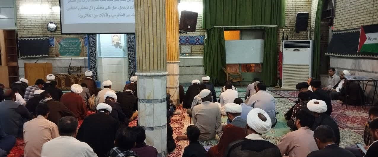 برگزاری مراسم دعا از سوی طلاب حوزه علنیه حجتیه قم برای پیروزی فلسطین