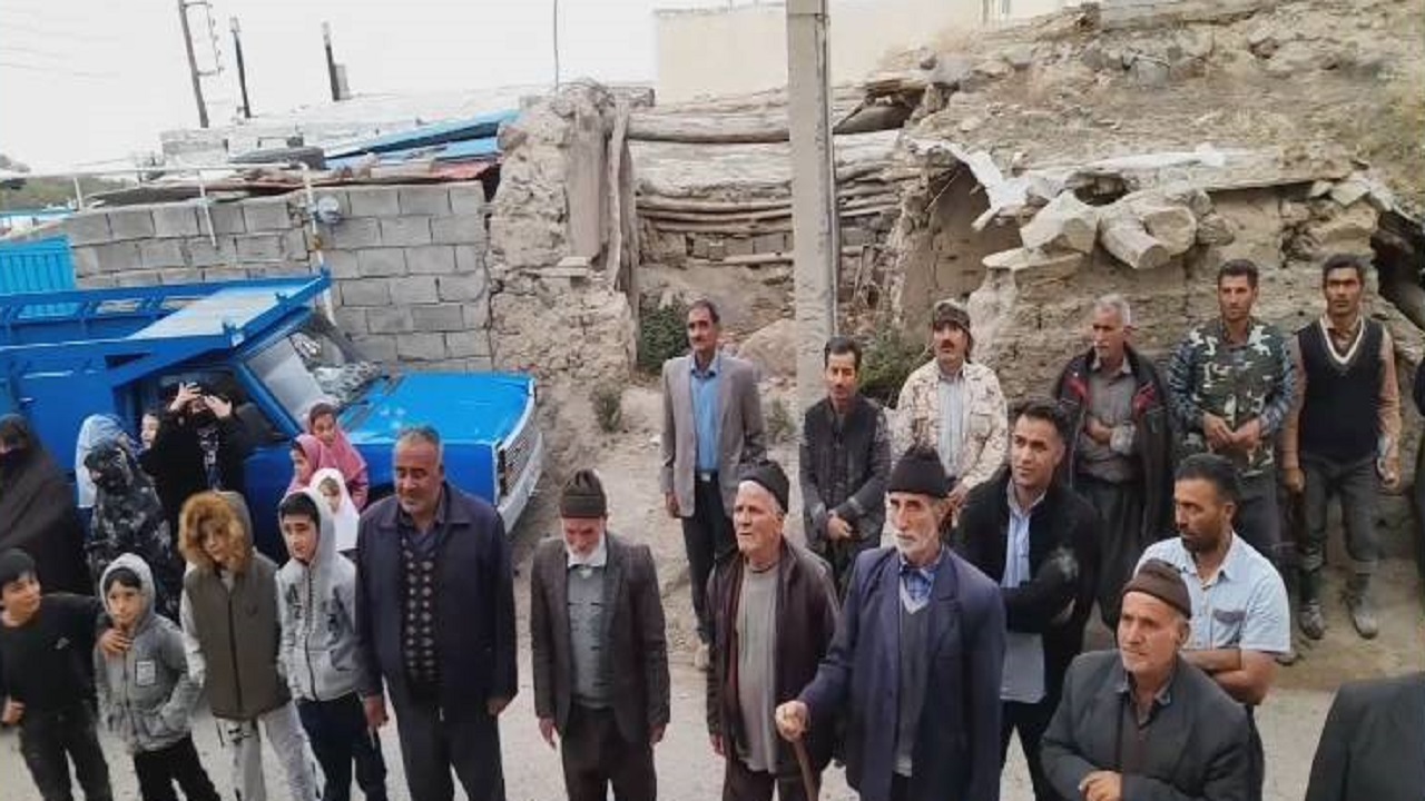 اجتماع باشکوه مردم روستای گال شهرستان ورزقان در حمایت از مردم مظلوم فلسطین + فیلم