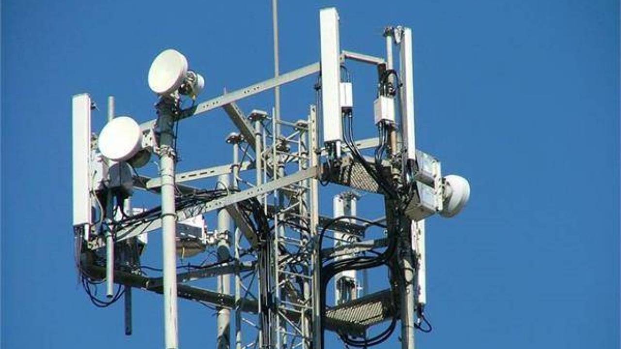 ارتقای ۵ سایت همراه اول در روستا‌های استان کرمان