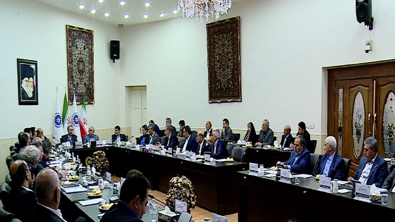 بررسی چالش‌های رفع تعهدات ارزی صادرکنندگان در تبریز