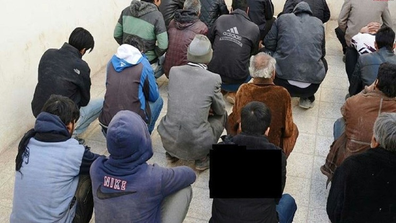 جمع آوری ۴۶خرده فروش و معتاد متجاهر در  زاهدان