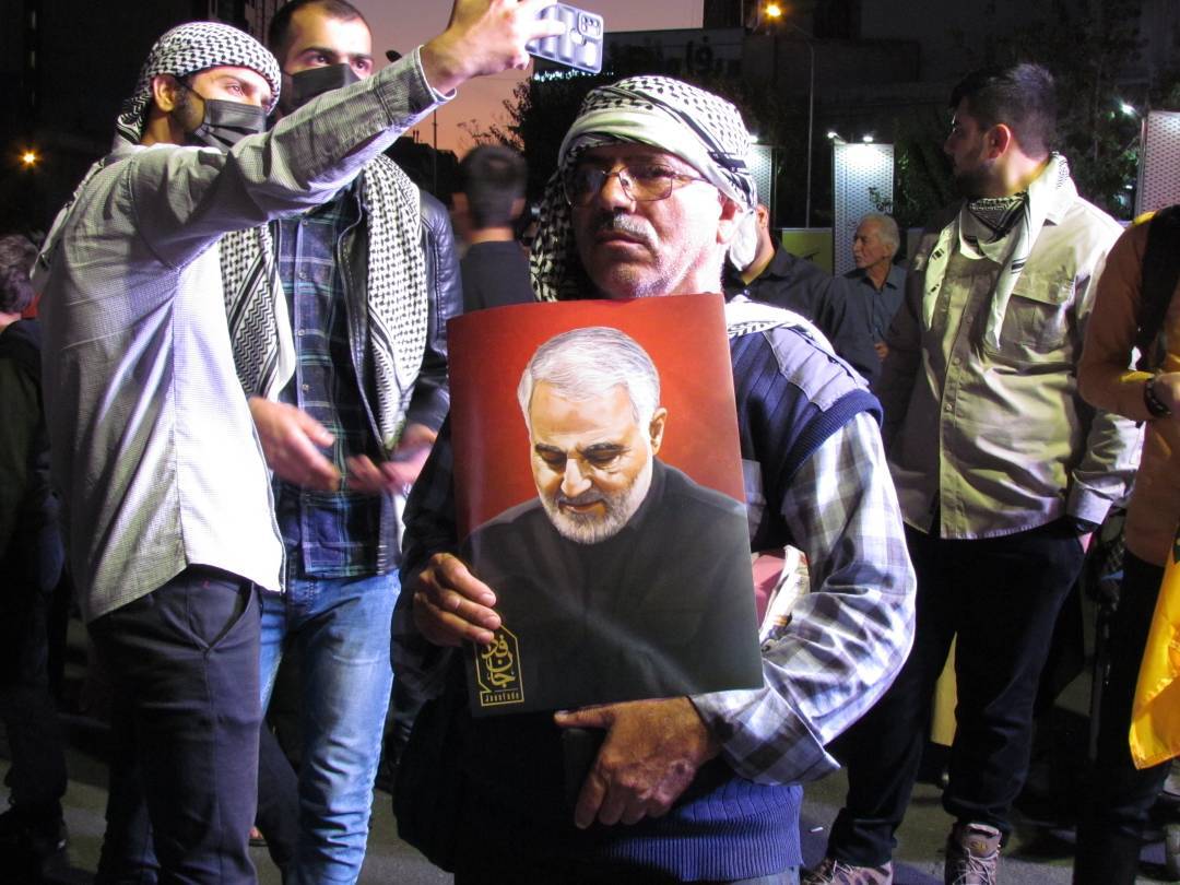 تصویری از سردار سلیمانی در مراسم راهپیمایی