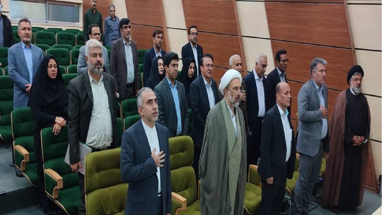 نشست فرهنگی مجموعه صنعت آب و برق با حضور مشاور وزیر نیرو