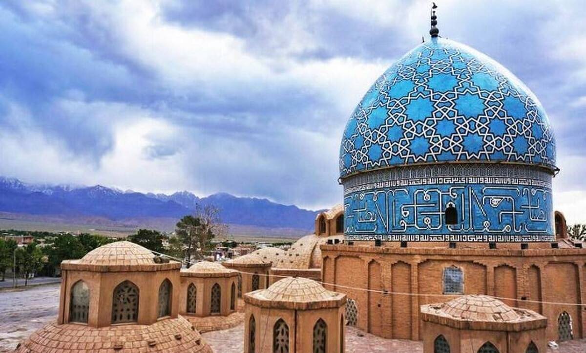 کارگاه مرمت کاشی‌کاری گنبد آرامگاه شاه نعمت‌الله ماهان فعال شد