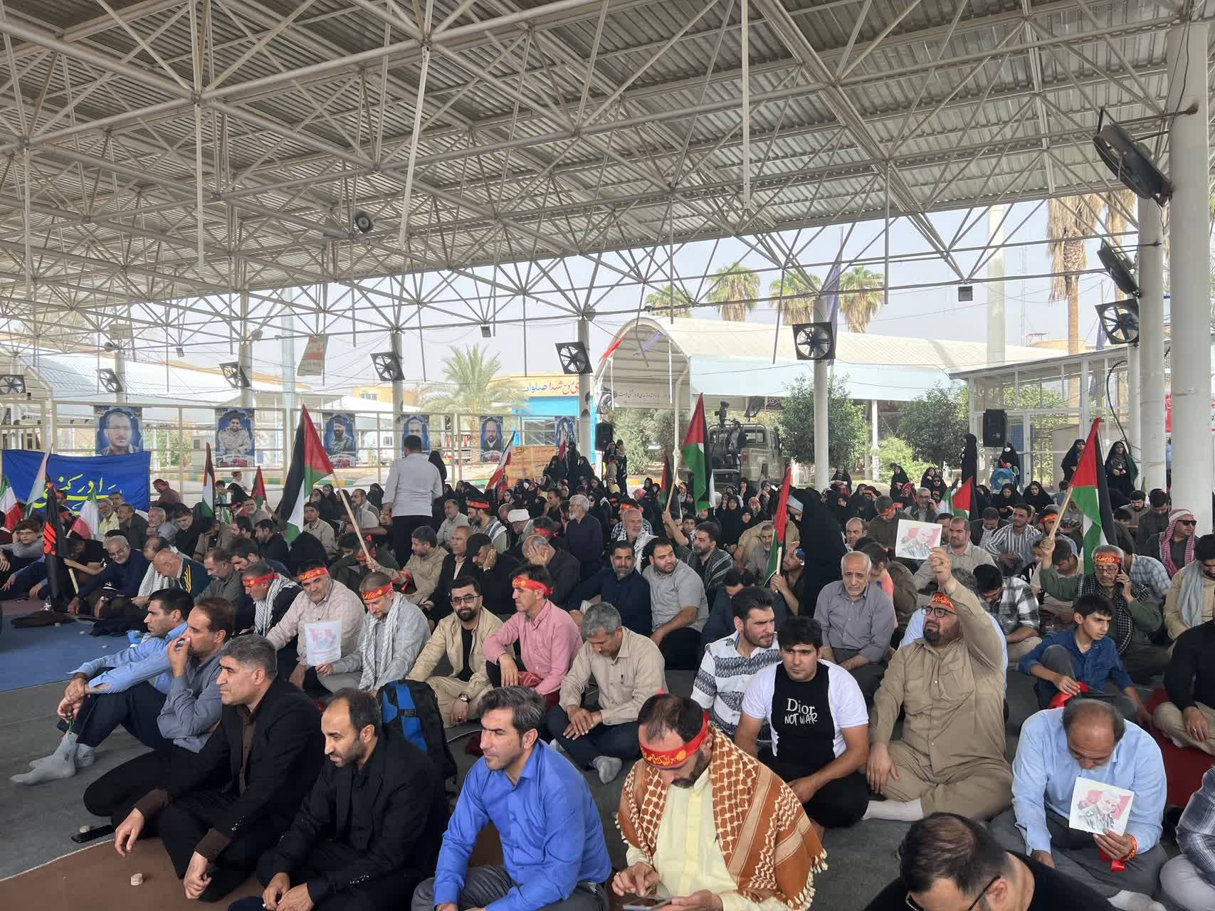 برگزاری نماز جمعه در قصر شیرین برگزاری نماز جمعه در قصر شیرین