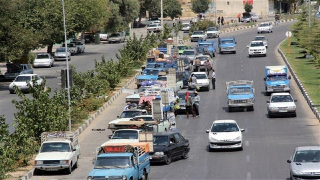 همزمان با بازگشایی مدارس خیابان‌های همدان گره ترافیکی ندارد