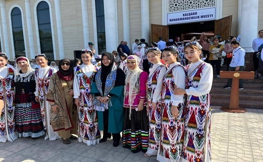 حضور ۲ هنرمند گیلانی در نمایشگاه صنایع دستی ازبکستان