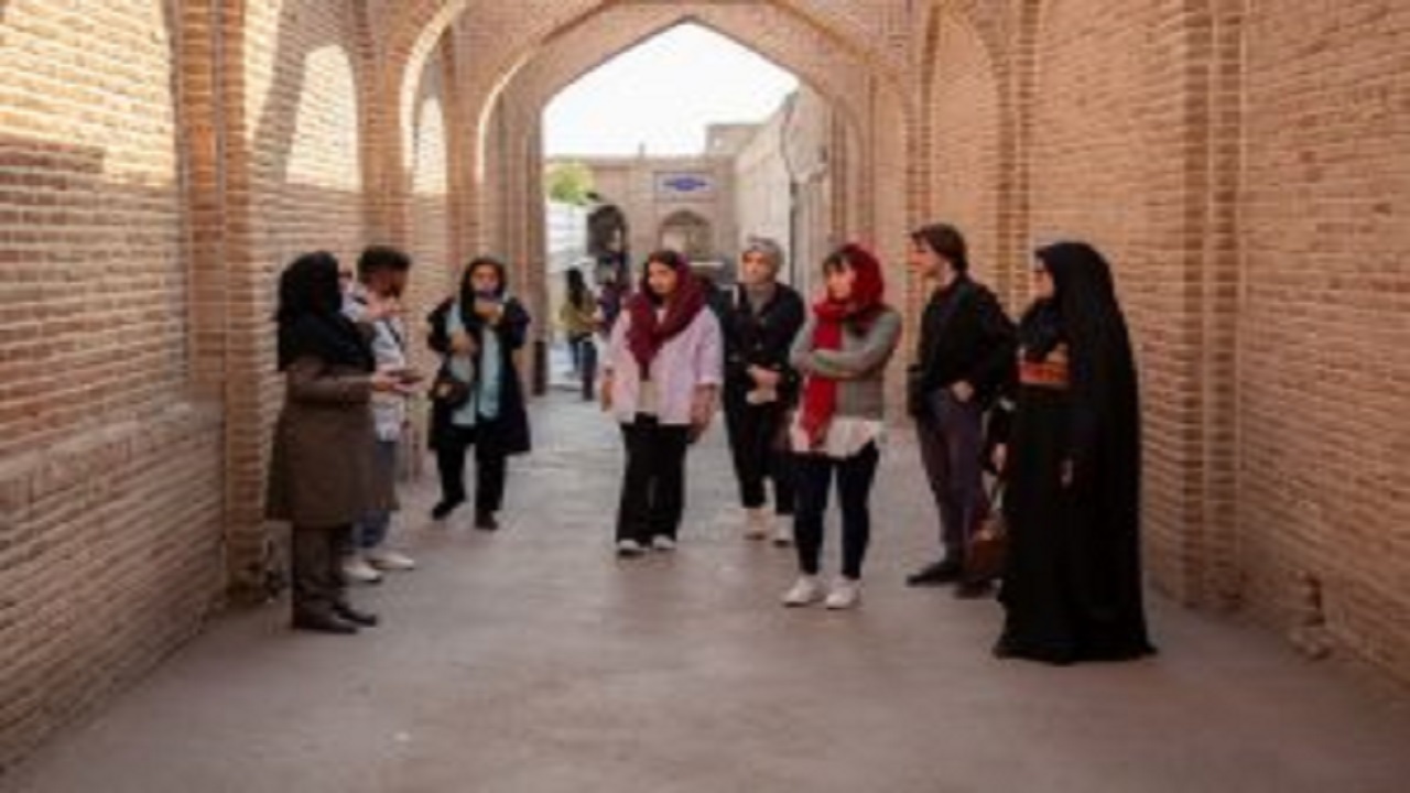 ساخت مستند معرفی قزوین توسط دانشجویان خارجی