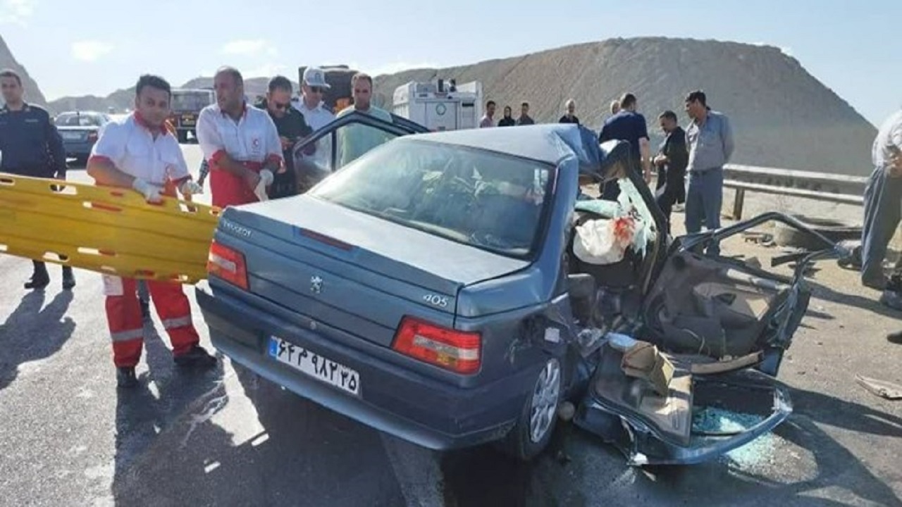 تصادف رانندگی در بندر لنگه پنج عضو یک خانواده را به کام مرگ برد