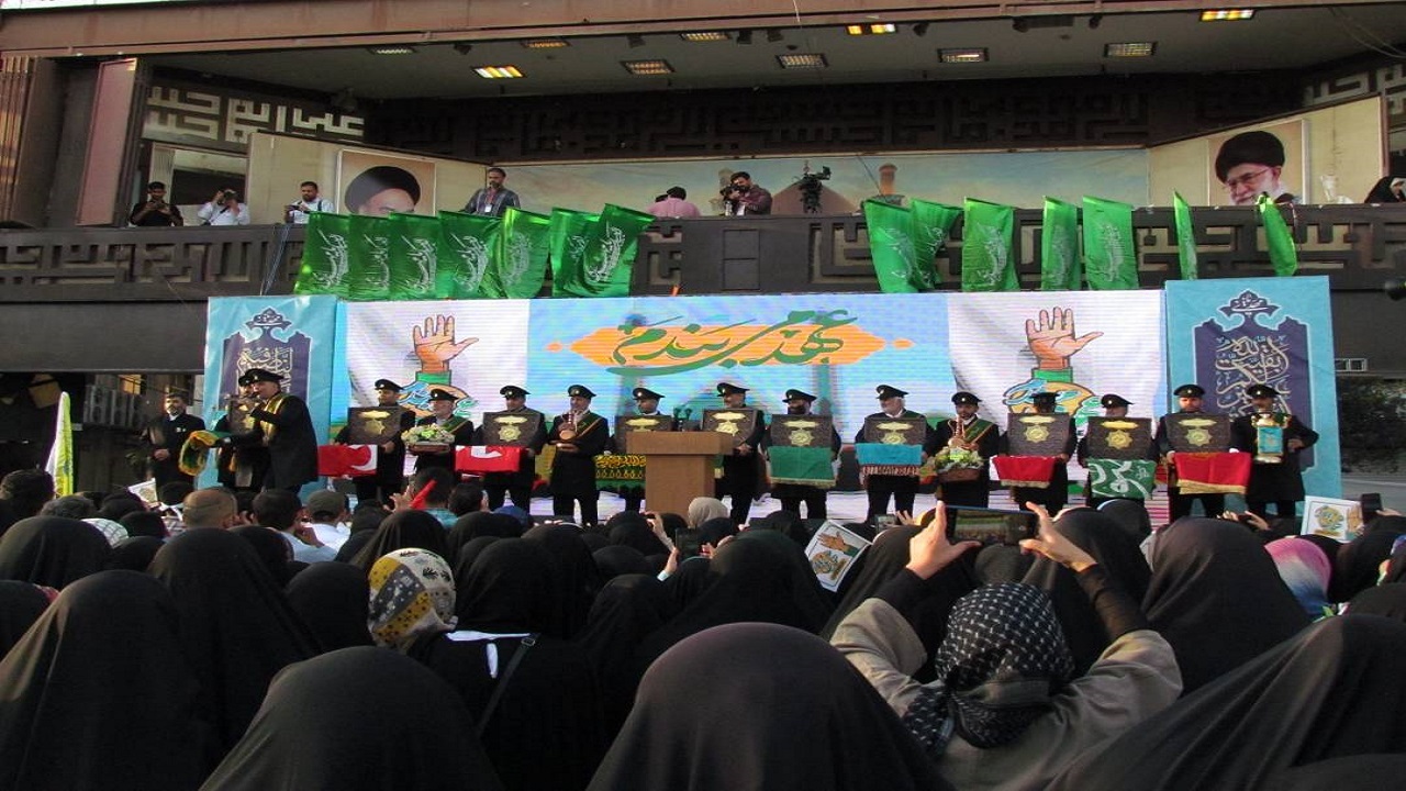 تصاویری از جشن بیعت مردم تهران در سالروز آغاز امامت امام زمان (عج)