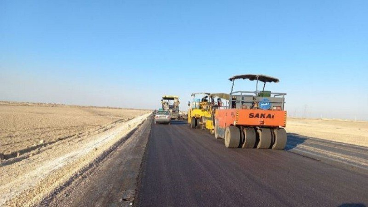 آسفالت ۱۳ کیلومتر بزرگراه در محور زاهدان- میرجاوه آغاز شد