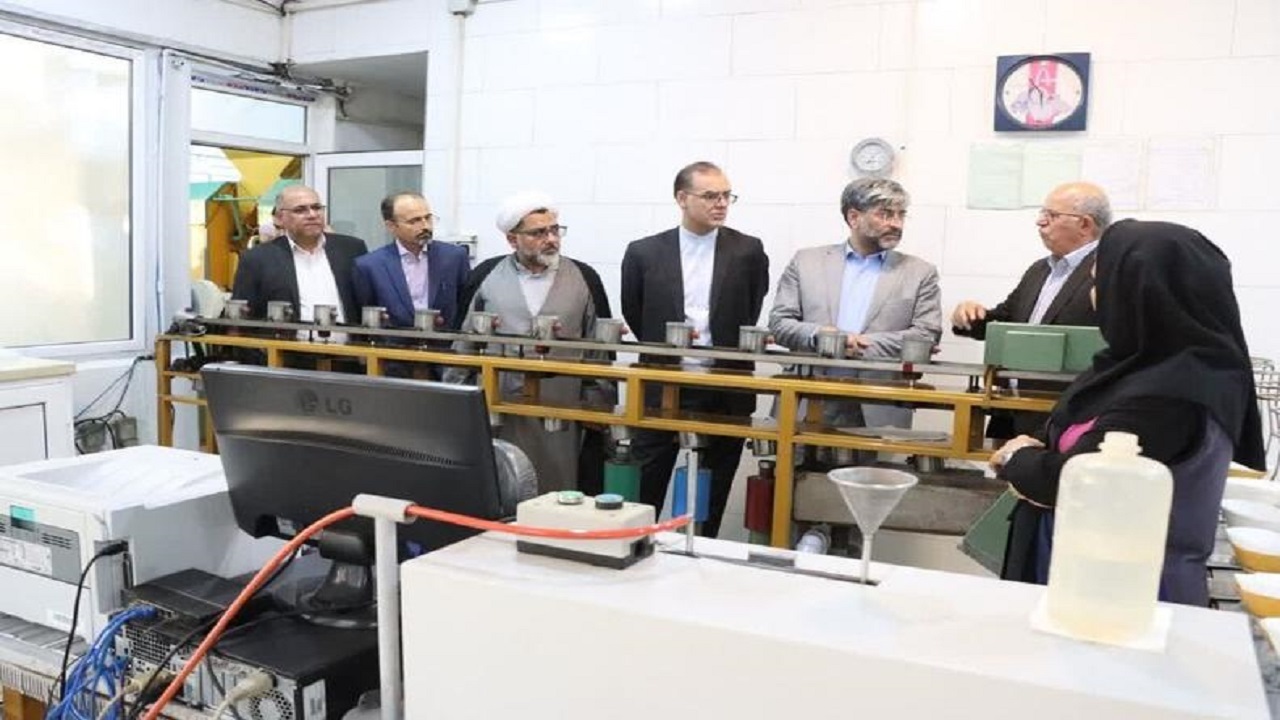 مشکل ۳ واحد تولیدی در شهرستان خوی با ورود دادگستری آذربایجان غربی برطرف شد