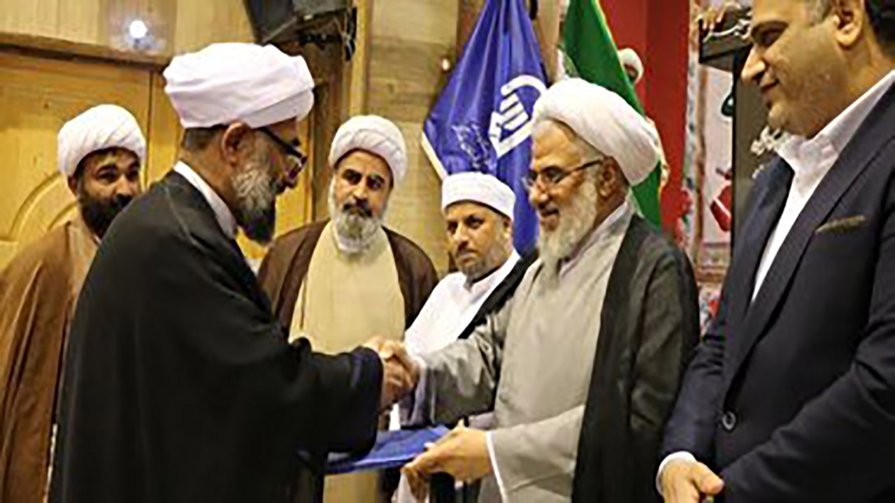 تودیع و معارفه امام جمعه شهرستان بندرلنگه