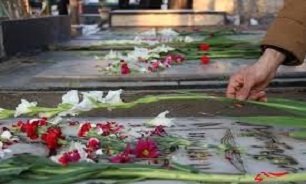 آیین غبارروبی قبور مطهر شهدا در ۱۲۳۷ گلزار شهدای فارس عصر پنج‌شنبه برگزار می‌شود