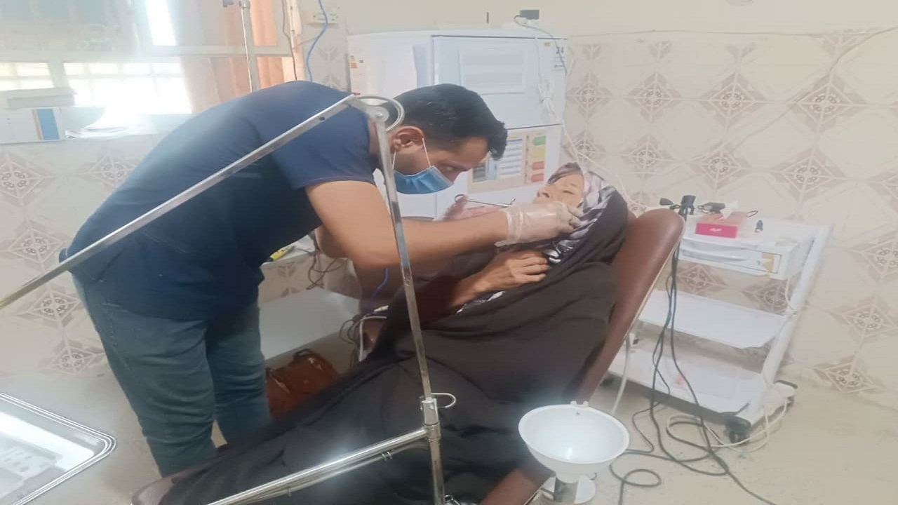 ارائه خدمات رایگان دندانپزشکی به روستائیان شهرستان خاتم