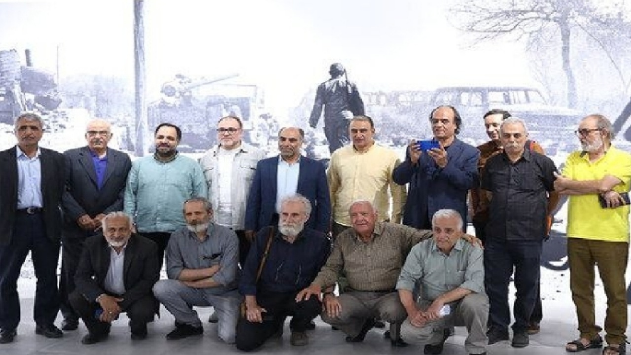 دفاع مقدس از نمای نزديك در نمايشگاه عكس «عکاسِ چریک»