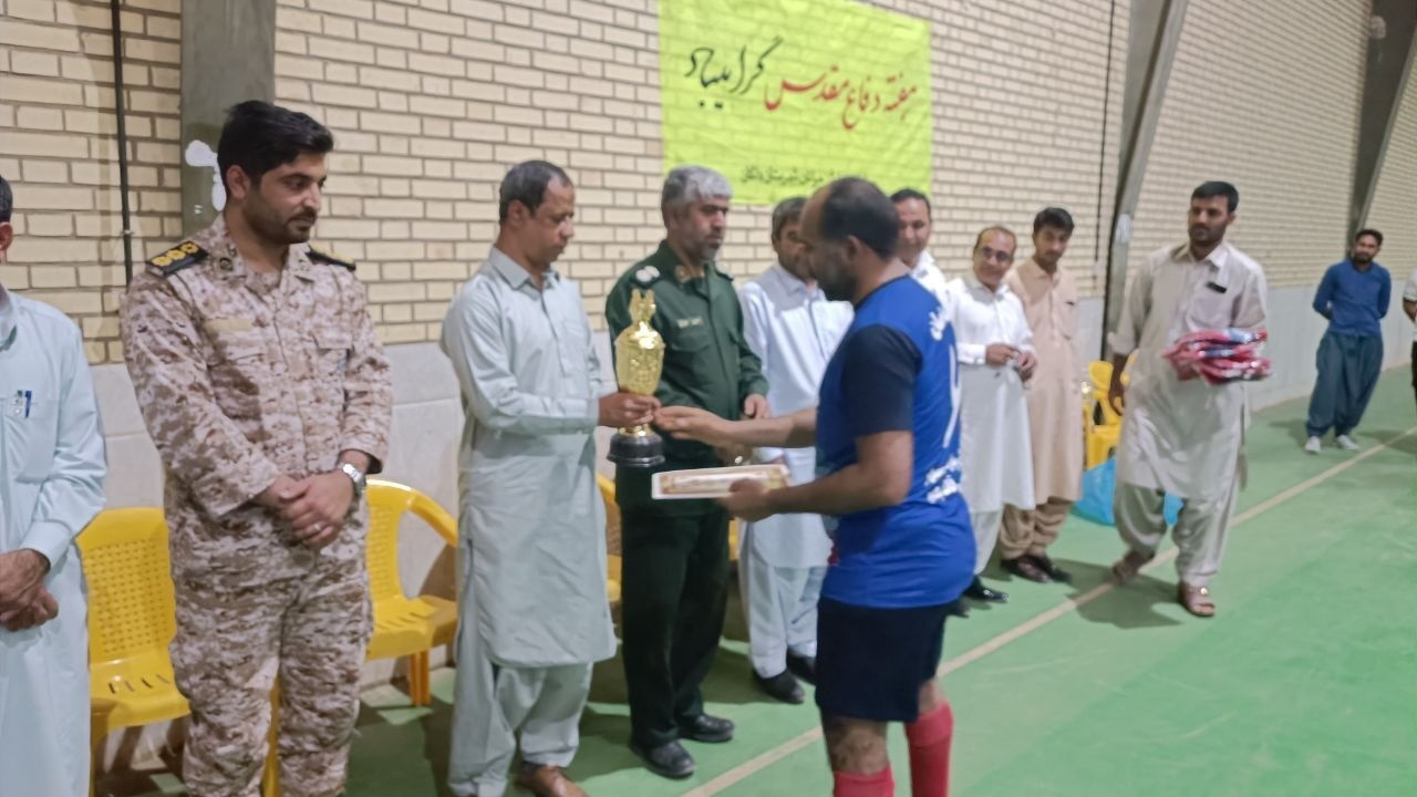 تیم حسین آباد قهرمان رقابت فوتسال در دلگان شد