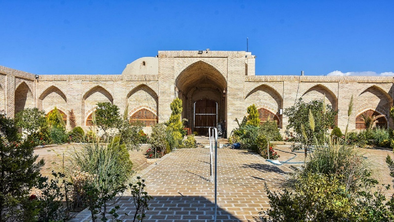 کاروانسرای دودهک دلیجان؛ جلوه‌ای از فرهنگ و هنر ایرانی