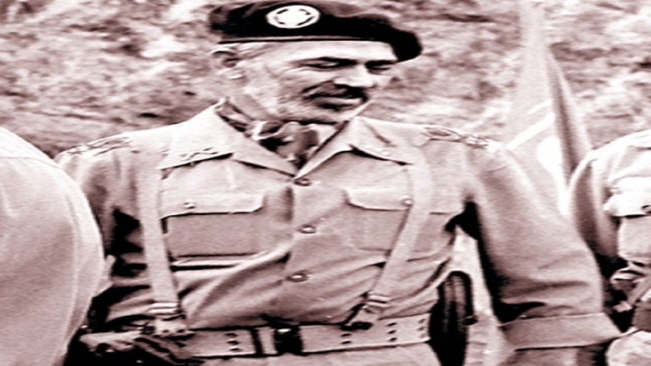 این چریک تا عمق خاک دشمن نفوذ کرد