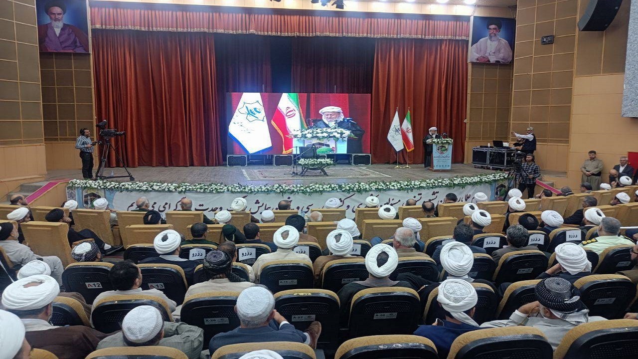 مقابله با جنگ فرهنگی سخت‌تر از مقابله با تهاجم نظامی