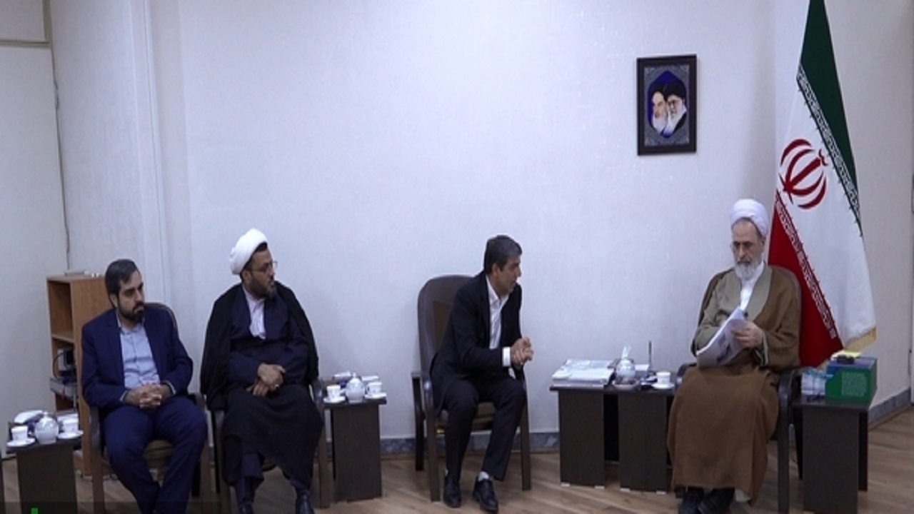 خدمت به جامعه روستایی و عشایر از بزرگترین افتخارات انقلاب اسلامی است