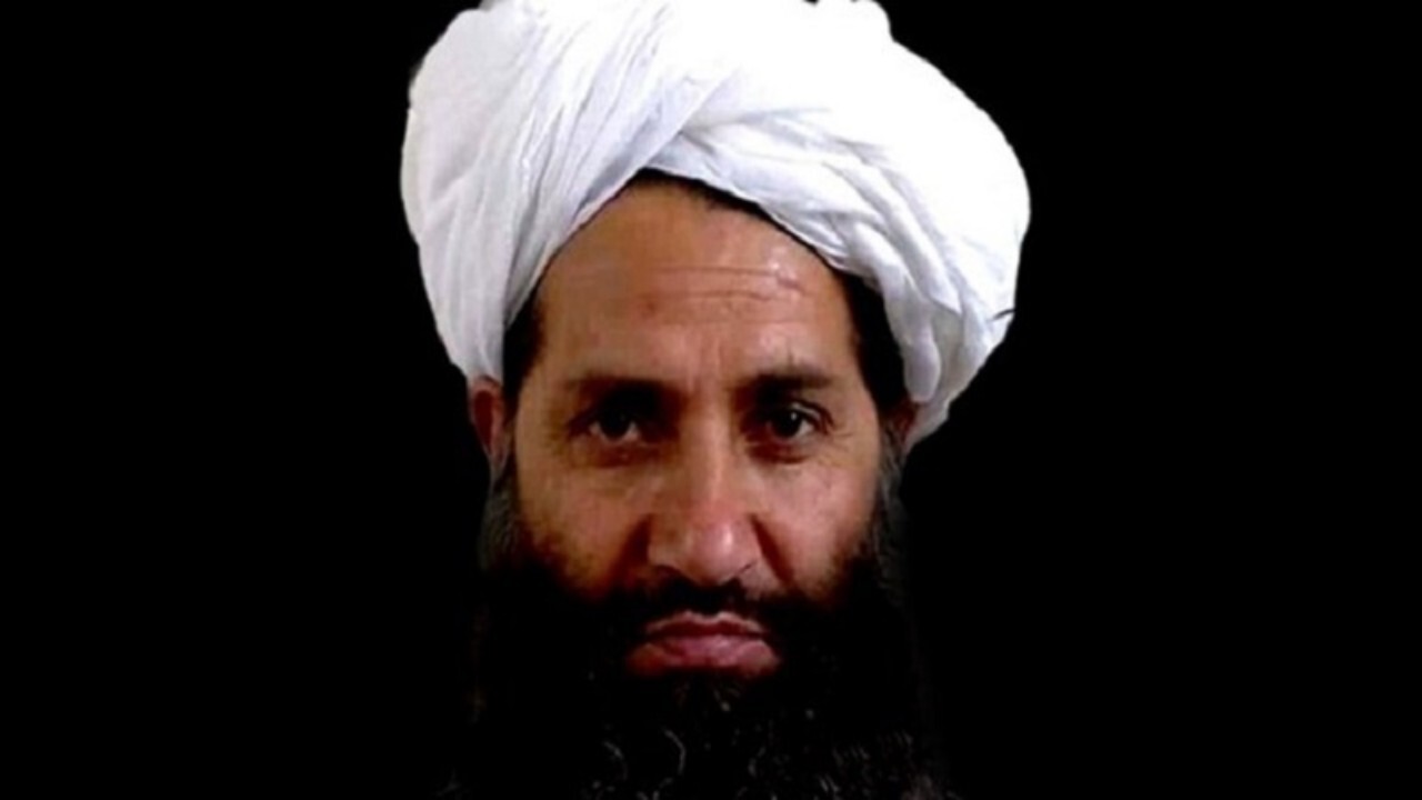 بازدید رئیس طالبان از شفاخانه