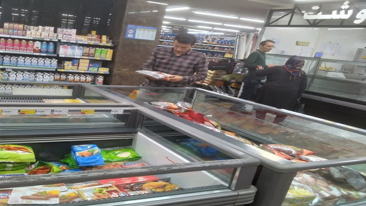 بازدید بازرسان جهاد کشاورزی از ۶۰ واحد صنفی در قزوین 