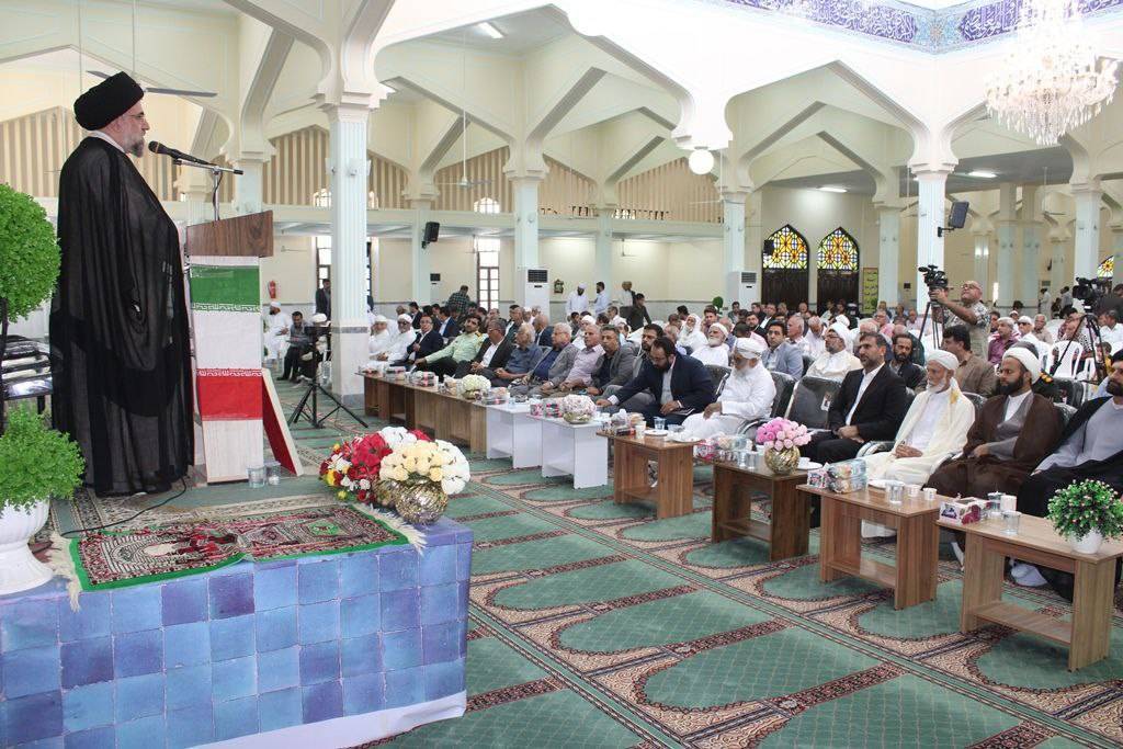 سخنرانی در جشن هفته وحدت