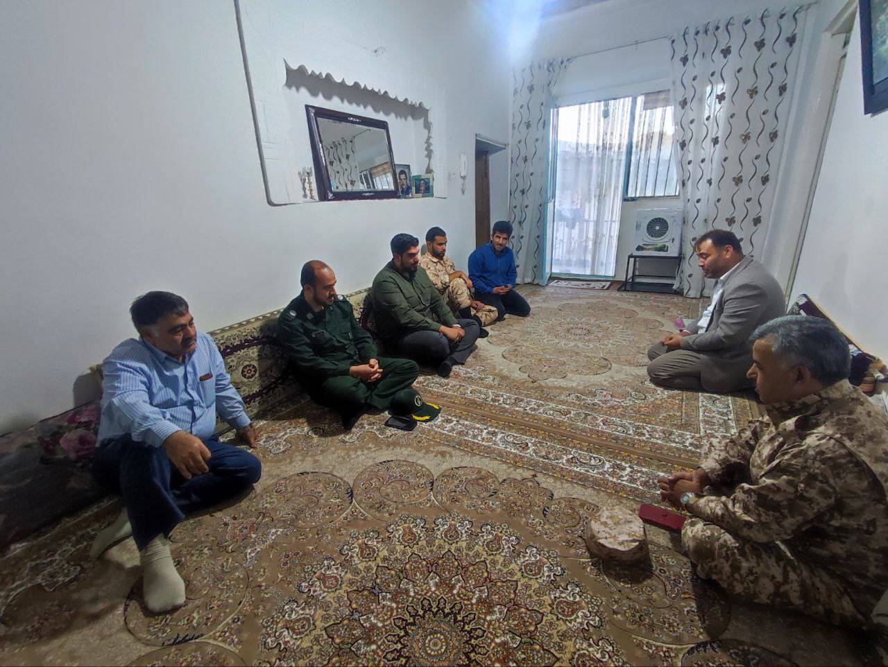 مراسم دفاع مقدس در روستای توآباد