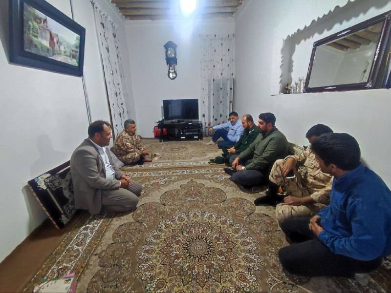 مراسم دفاع مقدس در روستای توآباد