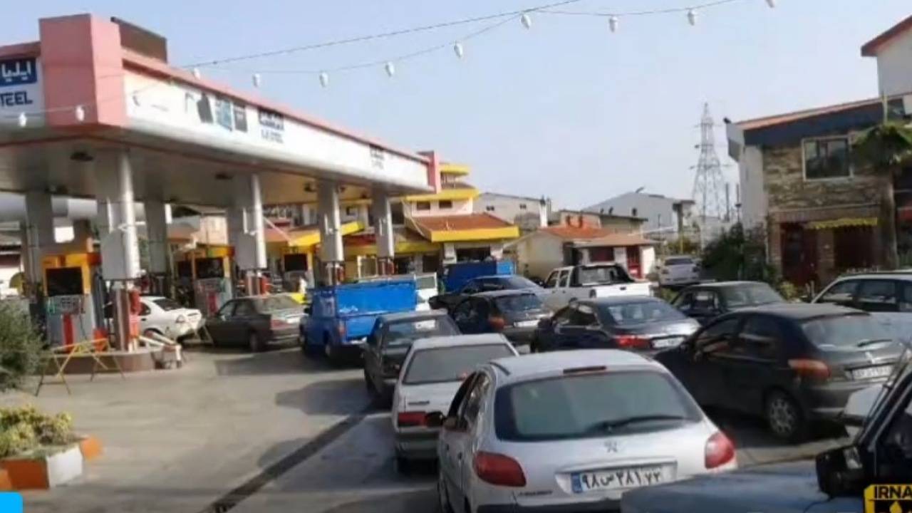 عذرخواهی شرکت نفت کرمان بابت تشکیل صف‌های بنزین