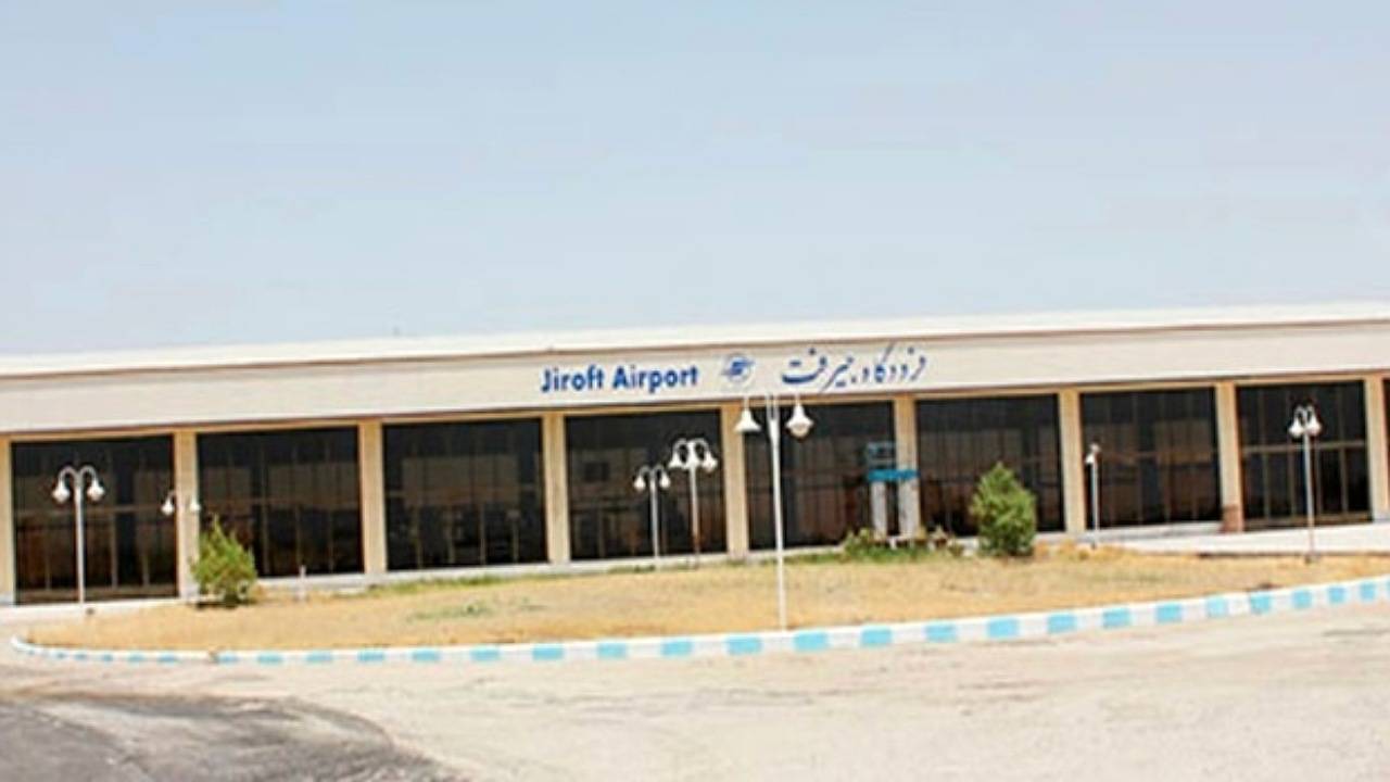 روند احداث دیوار حفاظتی فرودگاه جیرفت سرعت گرفت